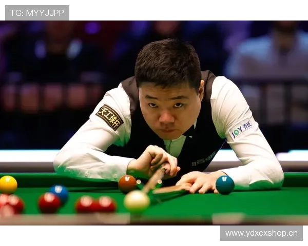 丁俊晖6比0横扫格雷斯轻松晋级斯诺克国际锦标赛64强
