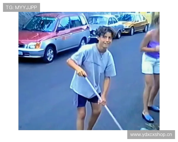 C罗深情回忆弗格森爵士称其为足球生涯的父亲永远铭记恩情